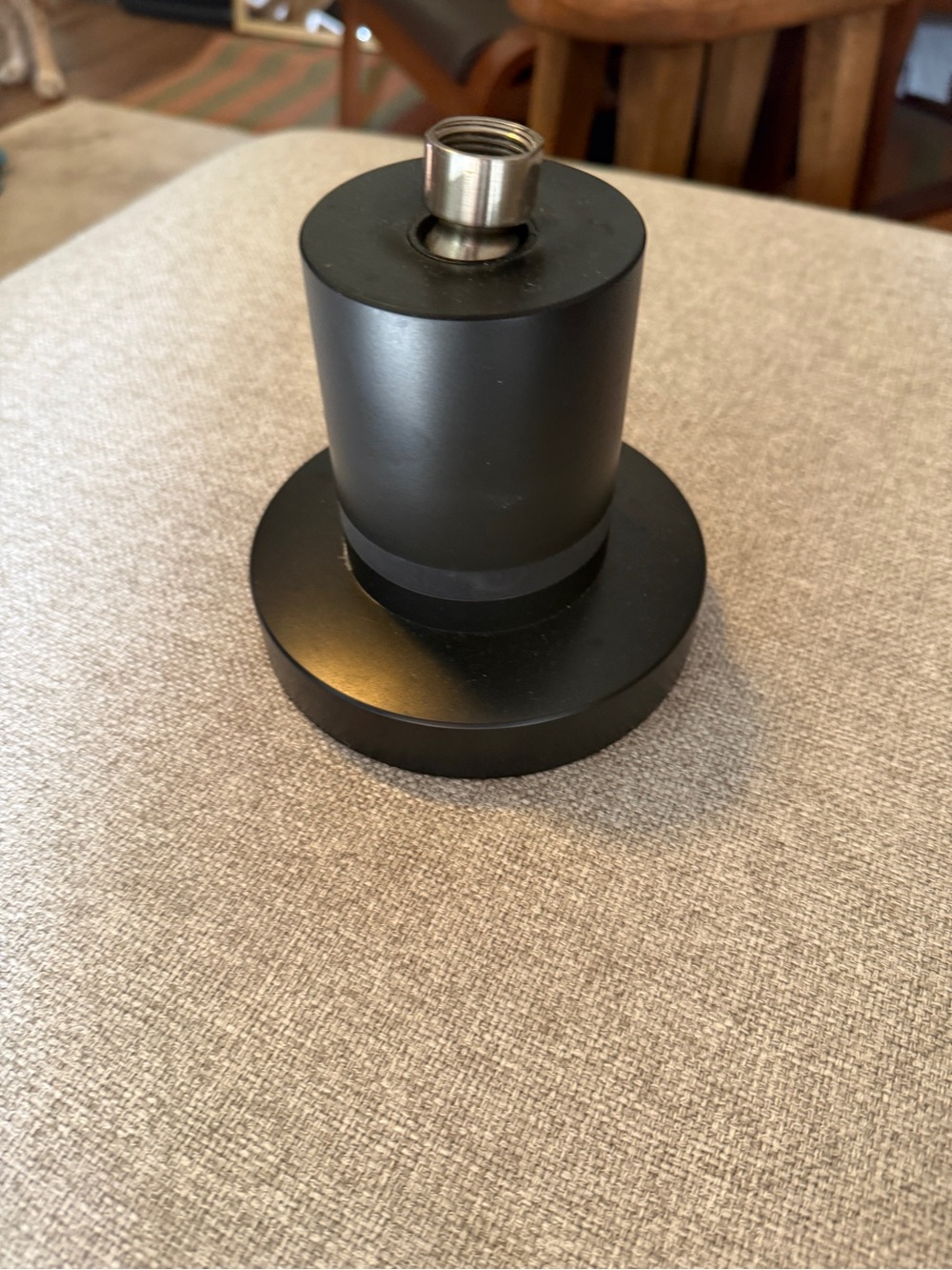 Jolie black shower head filtered